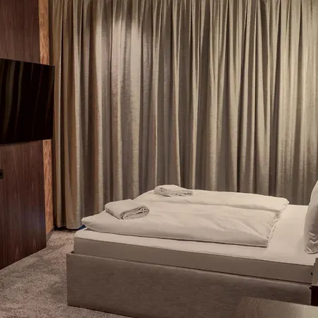 Hotel Bellman 5*