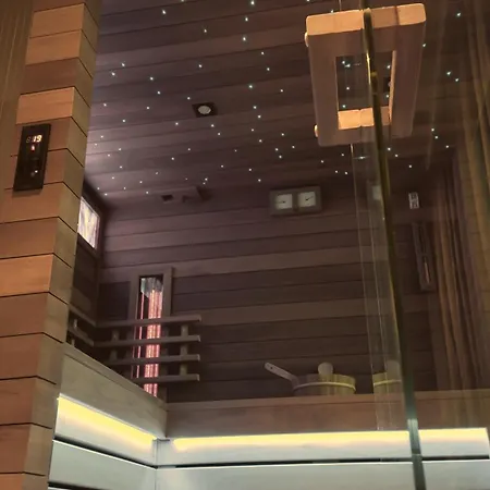 Bellman Hotel
