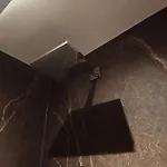 Hotel Bellman