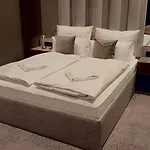 Hotel Bellman 5*