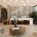 Hotel Bellman